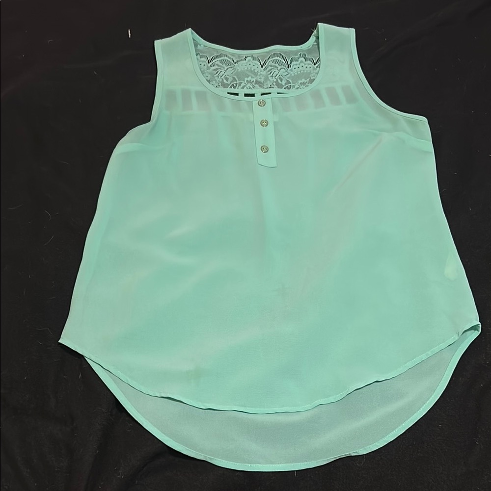 Green Sleeveless Relaxed Tank Top